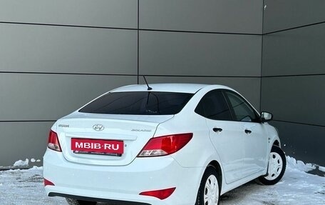 Hyundai Solaris II рестайлинг, 2015 год, 999 000 рублей, 7 фотография