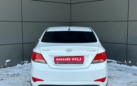 Hyundai Solaris II рестайлинг, 2015 год, 999 000 рублей, 6 фотография