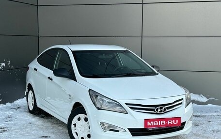 Hyundai Solaris II рестайлинг, 2015 год, 999 000 рублей, 9 фотография