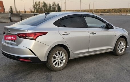 Hyundai Solaris II рестайлинг, 2021 год, 1 295 000 рублей, 7 фотография