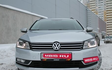 Volkswagen Passat B7, 2011 год, 1 300 000 рублей, 3 фотография