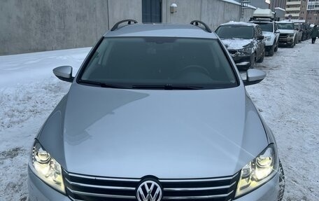 Volkswagen Passat B7, 2011 год, 1 300 000 рублей, 4 фотография