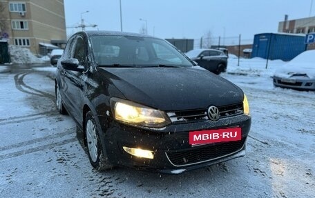 Volkswagen Polo VI (EU Market), 2011 год, 550 000 рублей, 2 фотография