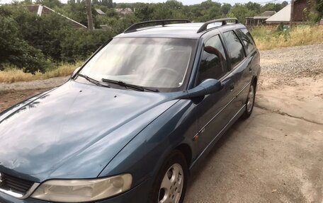 Opel Vectra B рестайлинг, 2001 год, 300 000 рублей, 2 фотография