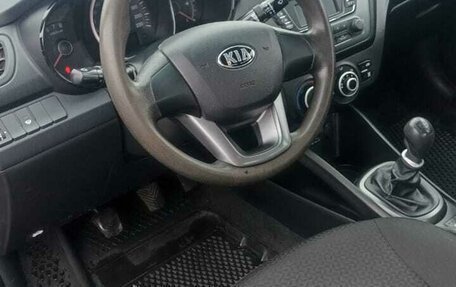 KIA Rio III рестайлинг, 2013 год, 980 000 рублей, 5 фотография