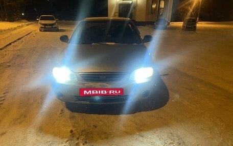 KIA Spectra II (LD), 2004 год, 295 000 рублей, 2 фотография