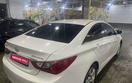 Hyundai Sonata VI, 2011 год, 1 190 000 рублей, 4 фотография