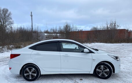 Hyundai Solaris II рестайлинг, 2015 год, 1 067 000 рублей, 5 фотография