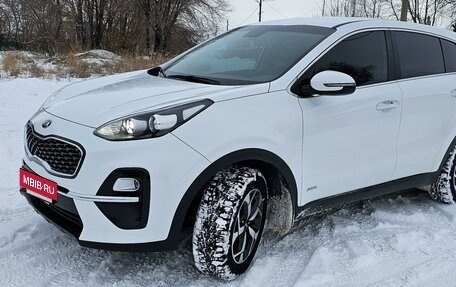 KIA Sportage IV рестайлинг, 2019 год, 2 370 000 рублей, 2 фотография