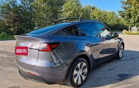 Tesla Model Y I, 2021 год, 7 339 000 рублей, 3 фотография