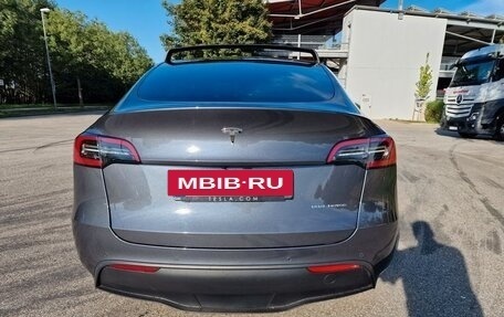 Tesla Model Y I, 2021 год, 7 339 000 рублей, 8 фотография