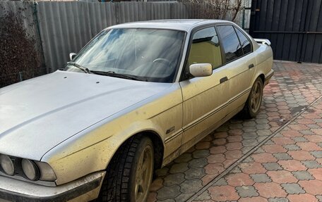 BMW 5 серия, 1992 год, 550 000 рублей, 2 фотография