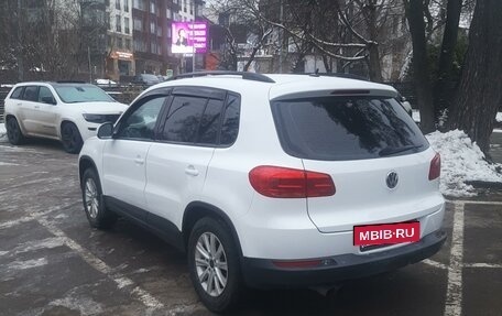 Volkswagen Tiguan I, 2014 год, 1 000 000 рублей, 2 фотография