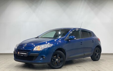 Renault Megane III, 2011 год, 675 000 рублей, 2 фотография