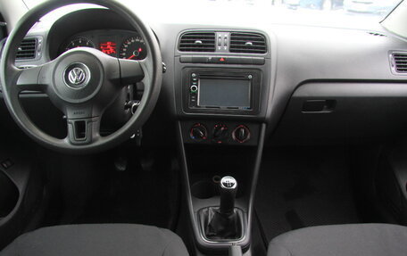 Volkswagen Polo VI (EU Market), 2012 год, 720 000 рублей, 13 фотография