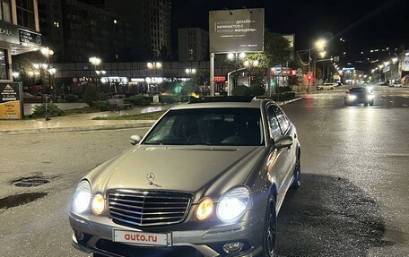 Mercedes-Benz E-Класс, 2005 год, 900 000 рублей, 10 фотография