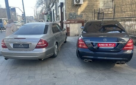 Mercedes-Benz E-Класс, 2005 год, 900 000 рублей, 12 фотография