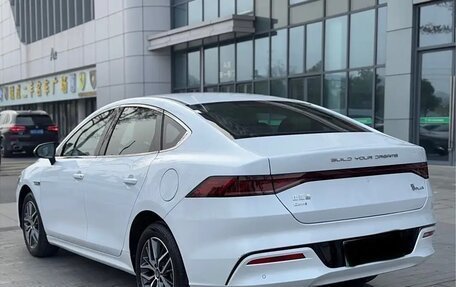 BYD Qin, 2024 год, 2 250 000 рублей, 6 фотография