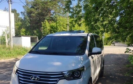 Hyundai Grand Starex Grand Starex I рестайлинг 2, 2020 год, 4 890 000 рублей, 8 фотография