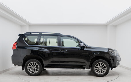 Toyota Land Cruiser Prado 150 рестайлинг 2, 2020 год, 5 630 000 рублей, 4 фотография