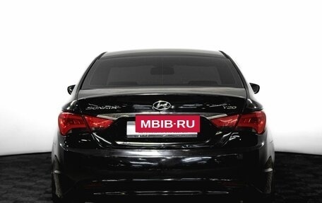 Hyundai Sonata VI, 2010 год, 930 000 рублей, 7 фотография