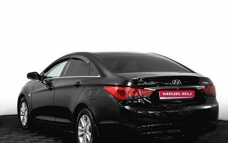 Hyundai Sonata VI, 2010 год, 930 000 рублей, 8 фотография