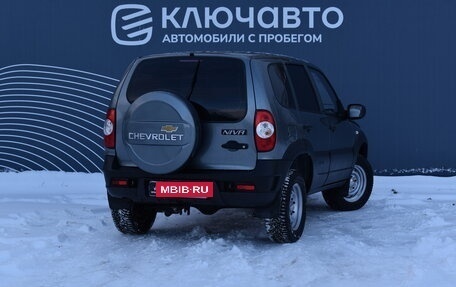 Chevrolet Niva I рестайлинг, 2011 год, 600 000 рублей, 2 фотография