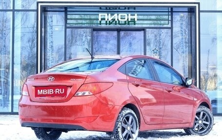 Hyundai Solaris II рестайлинг, 2015 год, 1 000 000 рублей, 3 фотография