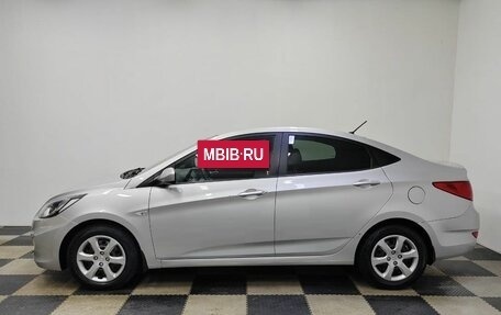 Hyundai Solaris II рестайлинг, 2012 год, 900 000 рублей, 8 фотография