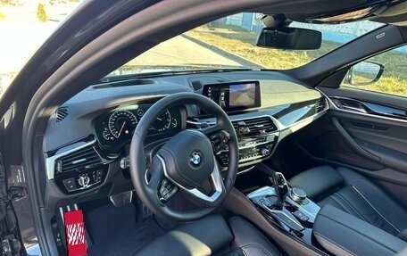 BMW 5 серия, 2019 год, 4 299 999 рублей, 9 фотография