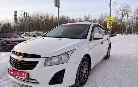 Chevrolet Cruze II, 2013 год, 950 000 рублей, 8 фотография