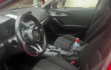 Mazda 3, 2018 год, 2 250 000 рублей, 15 фотография