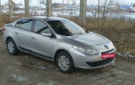 Renault Fluence I, 2011 год, 570 000 рублей, 2 фотография