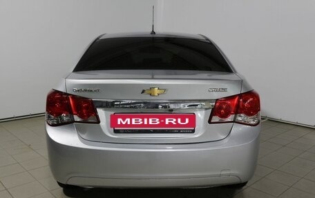 Chevrolet Cruze II, 2010 год, 730 000 рублей, 6 фотография