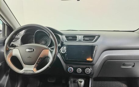 KIA Rio III рестайлинг, 2015 год, 1 040 000 рублей, 10 фотография