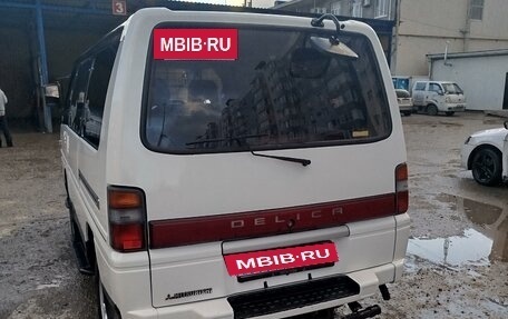 Mitsubishi Delica III, 1993 год, 1 020 000 рублей, 7 фотография