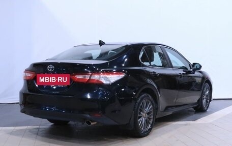 Toyota Camry, 2020 год, 2 422 000 рублей, 5 фотография