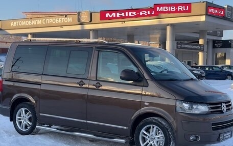 Volkswagen Multivan T5, 2012 год, 2 500 000 рублей, 1 фотография