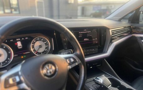 Volkswagen Touareg III, 2018 год, 4 061 000 рублей, 9 фотография