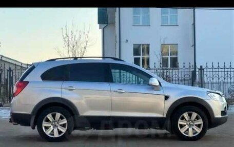 Chevrolet Captiva I, 2010 год, 1 000 000 рублей, 2 фотография