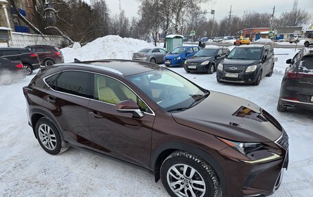 Lexus NX I, 2018 год, 2 870 000 рублей, 5 фотография