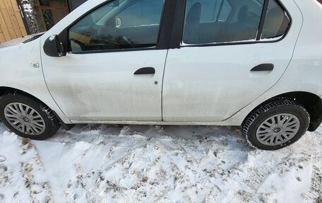 Renault Logan II, 2017 год, 790 000 рублей, 5 фотография