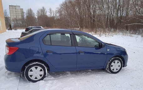 Renault Logan II, 2015 год, 790 000 рублей, 4 фотография