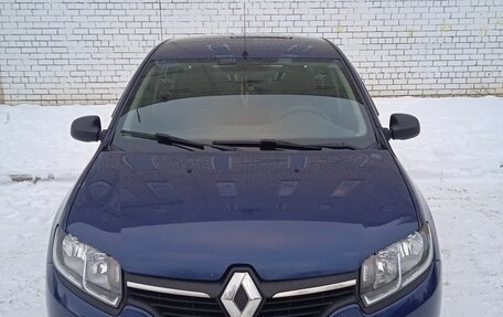 Renault Logan II, 2015 год, 790 000 рублей, 2 фотография