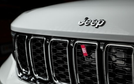 Jeep Grand Cherokee, 2023 год, 9 500 000 рублей, 3 фотография