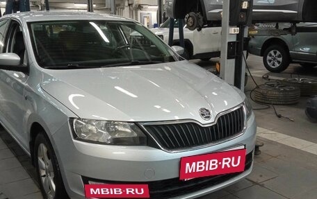 Skoda Rapid I, 2014 год, 1 074 000 рублей, 2 фотография