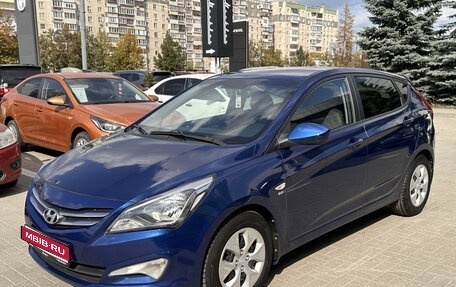 Hyundai Solaris II рестайлинг, 2014 год, 1 000 000 рублей, 1 фотография