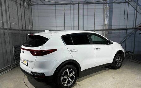 KIA Sportage IV рестайлинг, 2020 год, 2 099 000 рублей, 5 фотография