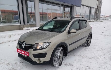 Renault Sandero II рестайлинг, 2017 год, 1 030 000 рублей, 3 фотография