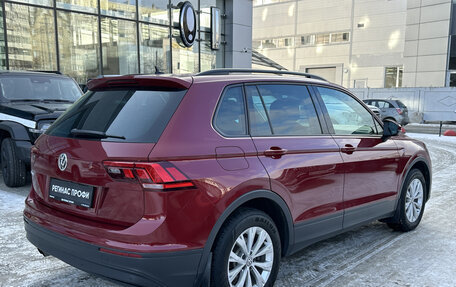 Volkswagen Tiguan II, 2019 год, 1 930 001 рублей, 4 фотография